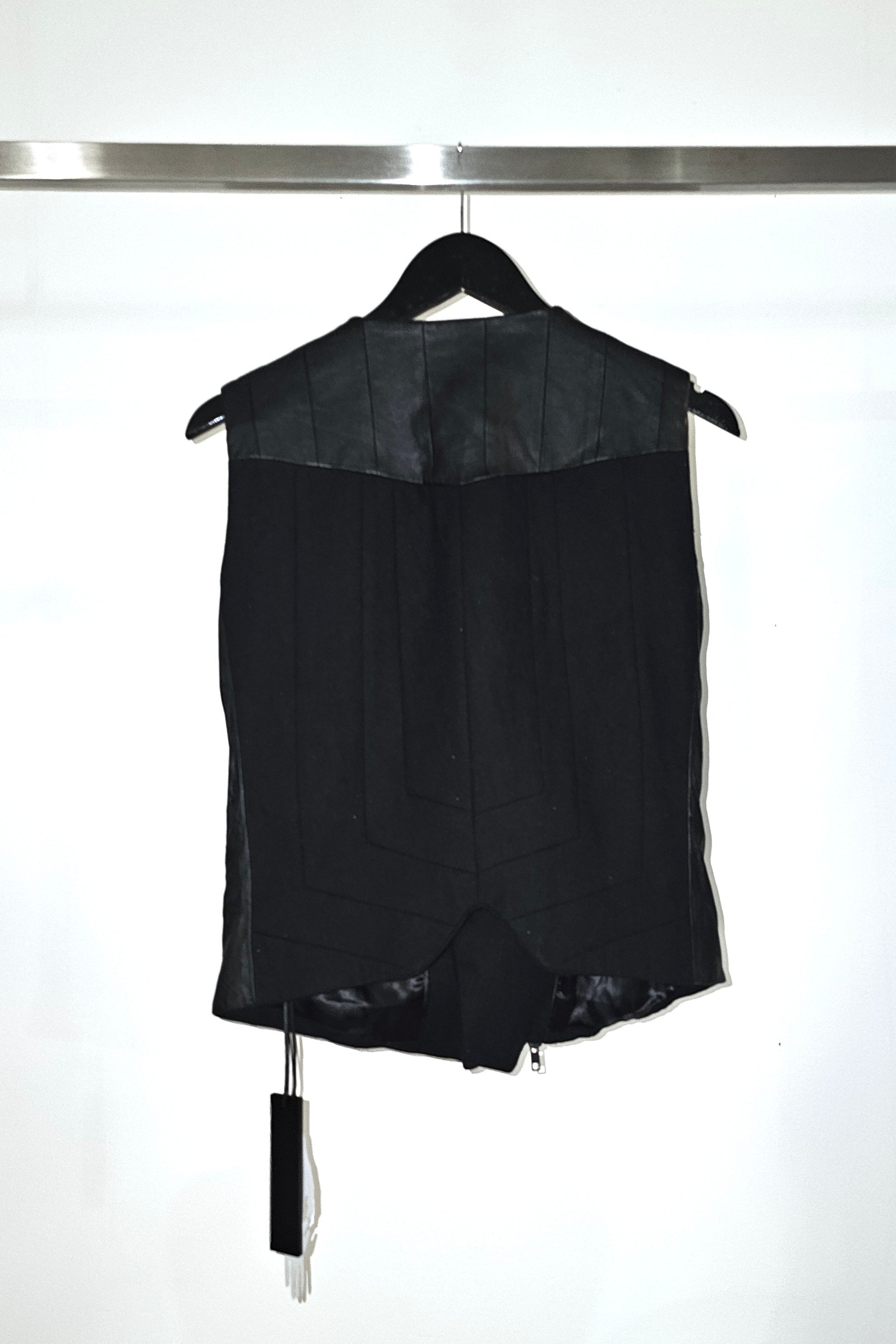 MONOLITH LEATHER VEST