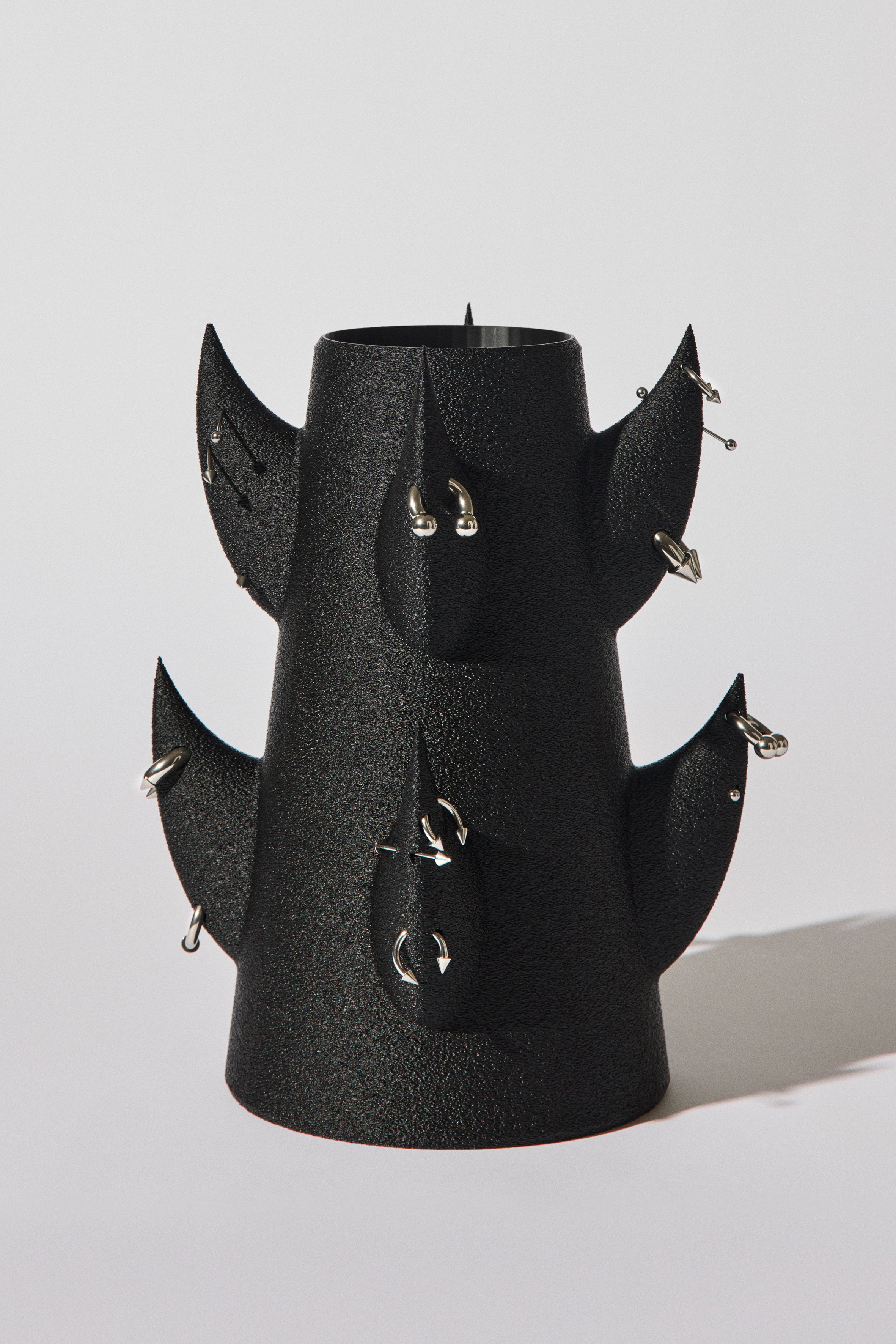 Fang it vase (pierced edition)