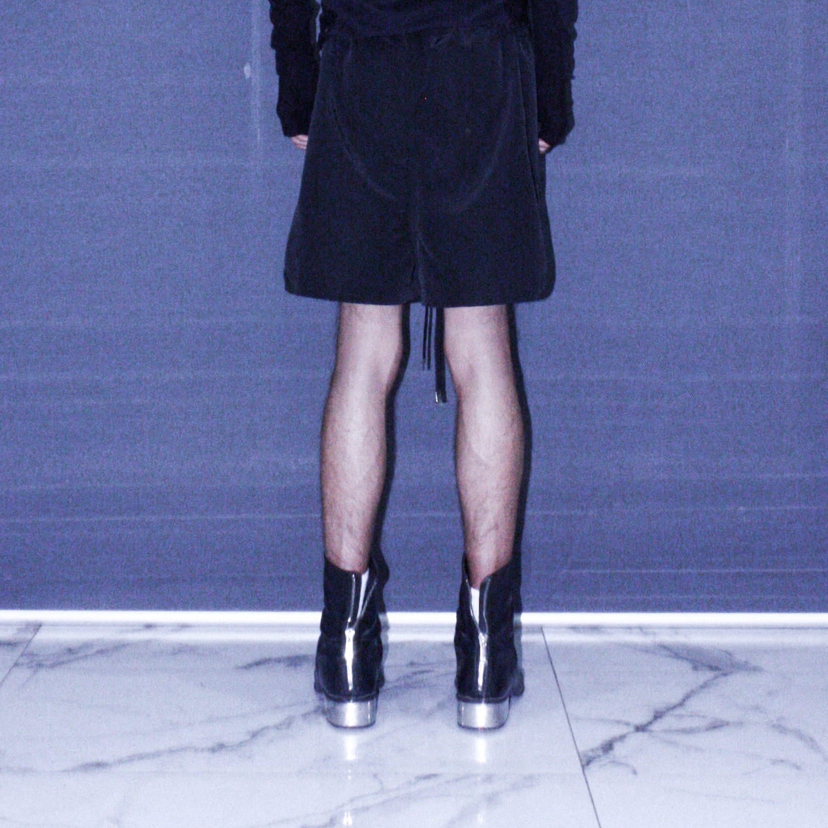 BLACK TAFFETA SHORTS