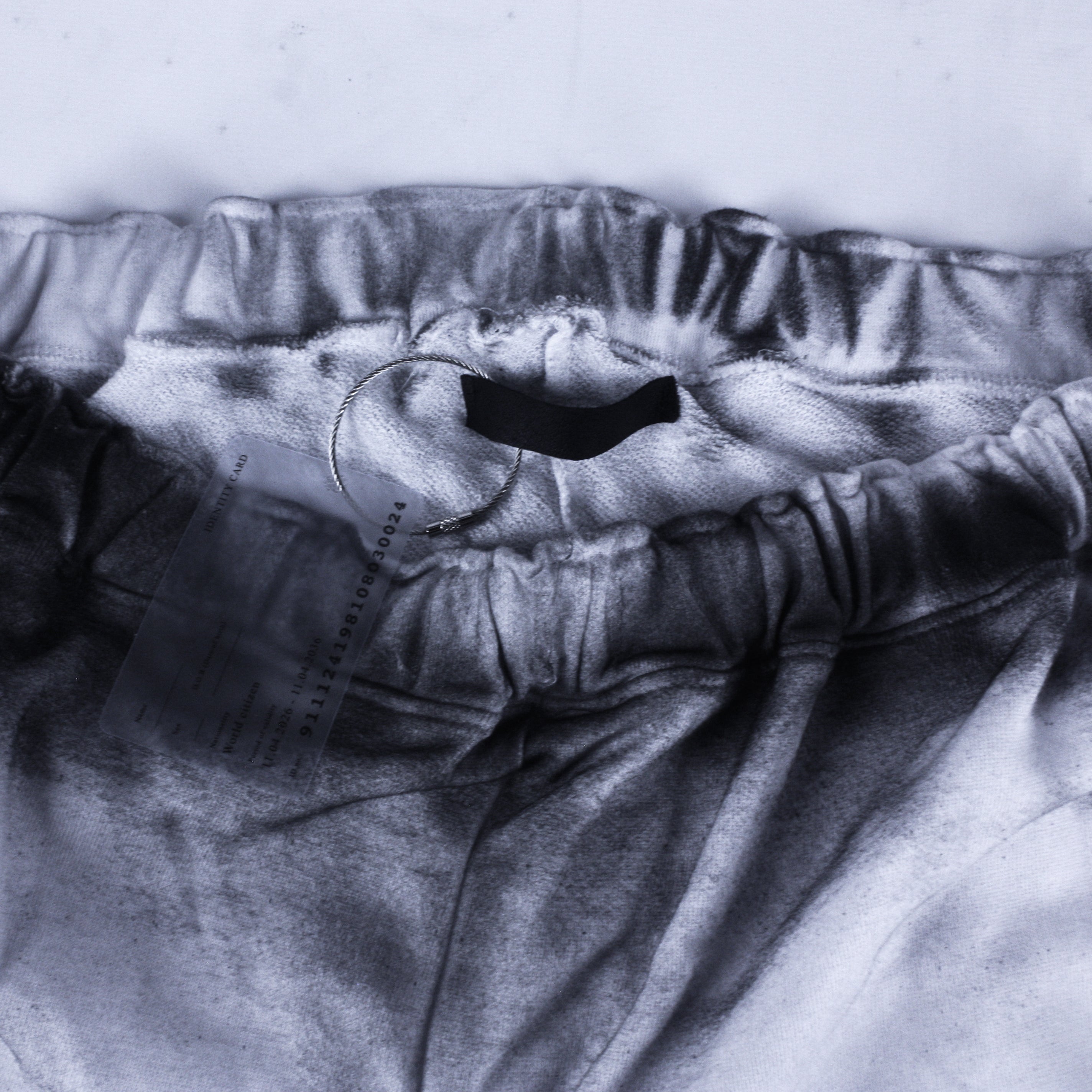 DESTROYED TERRY SHORTS