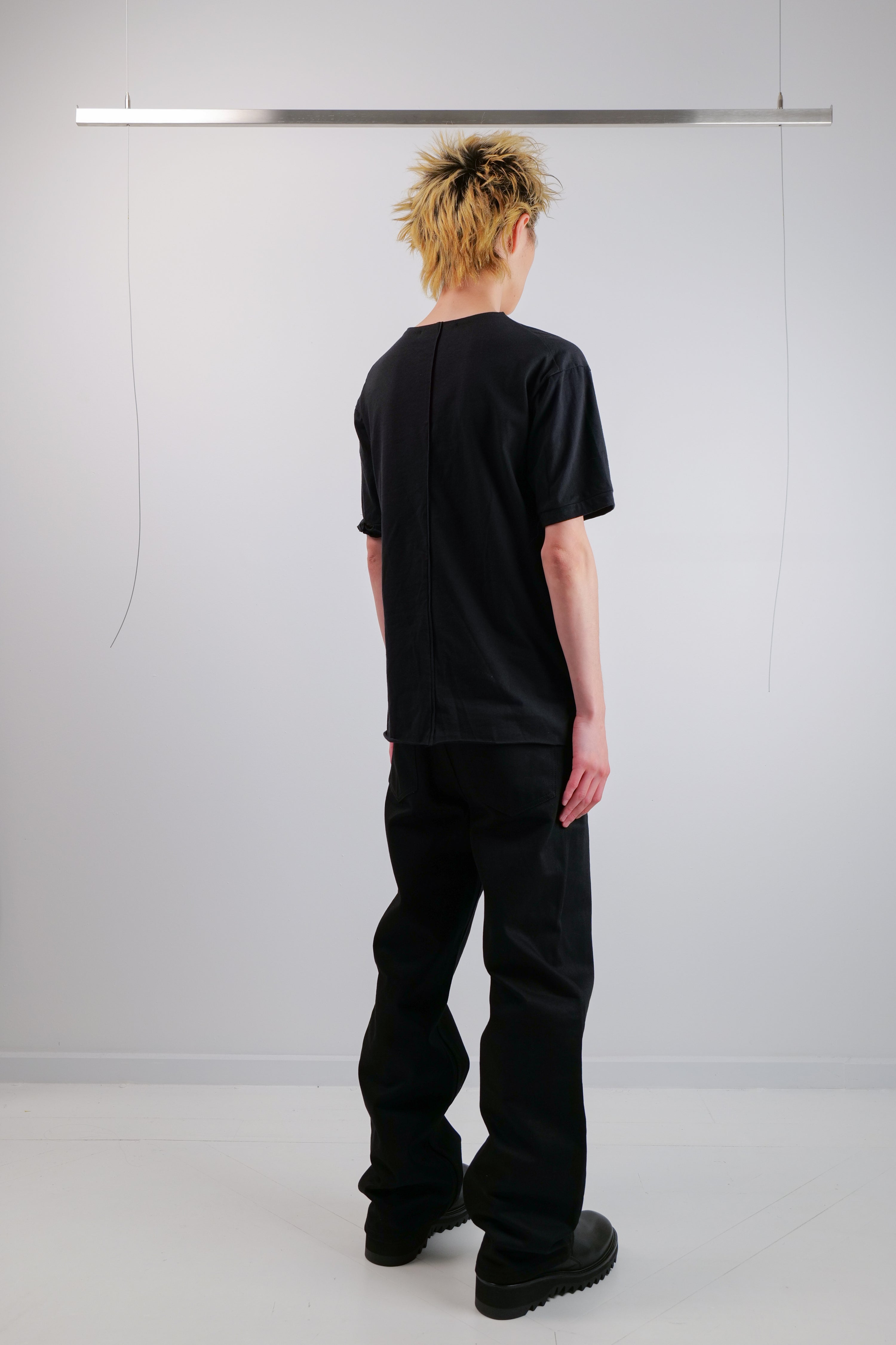 INJURY 002 LINE TSHIRT