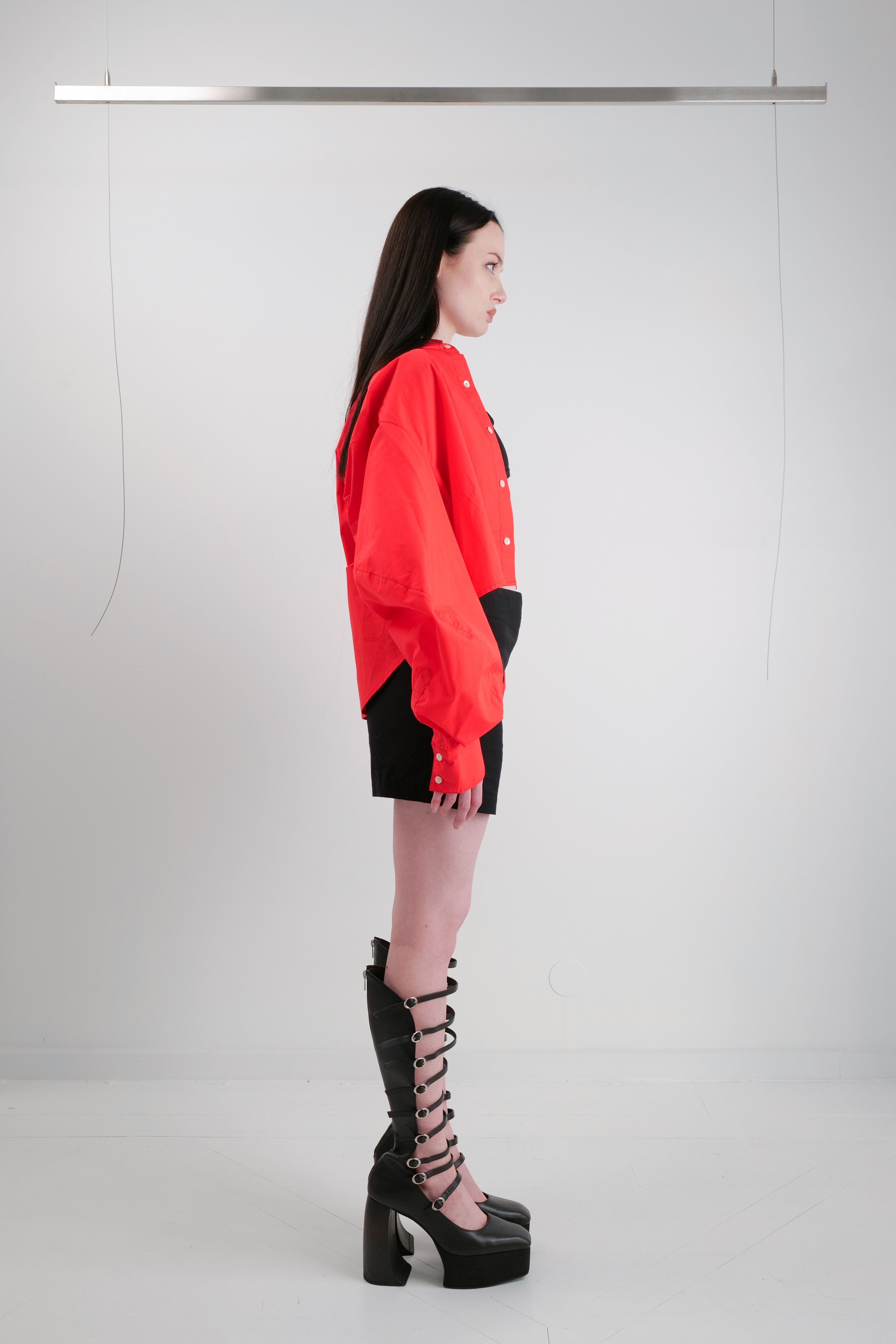 BLOB TAILORED CROPPED SHIRT