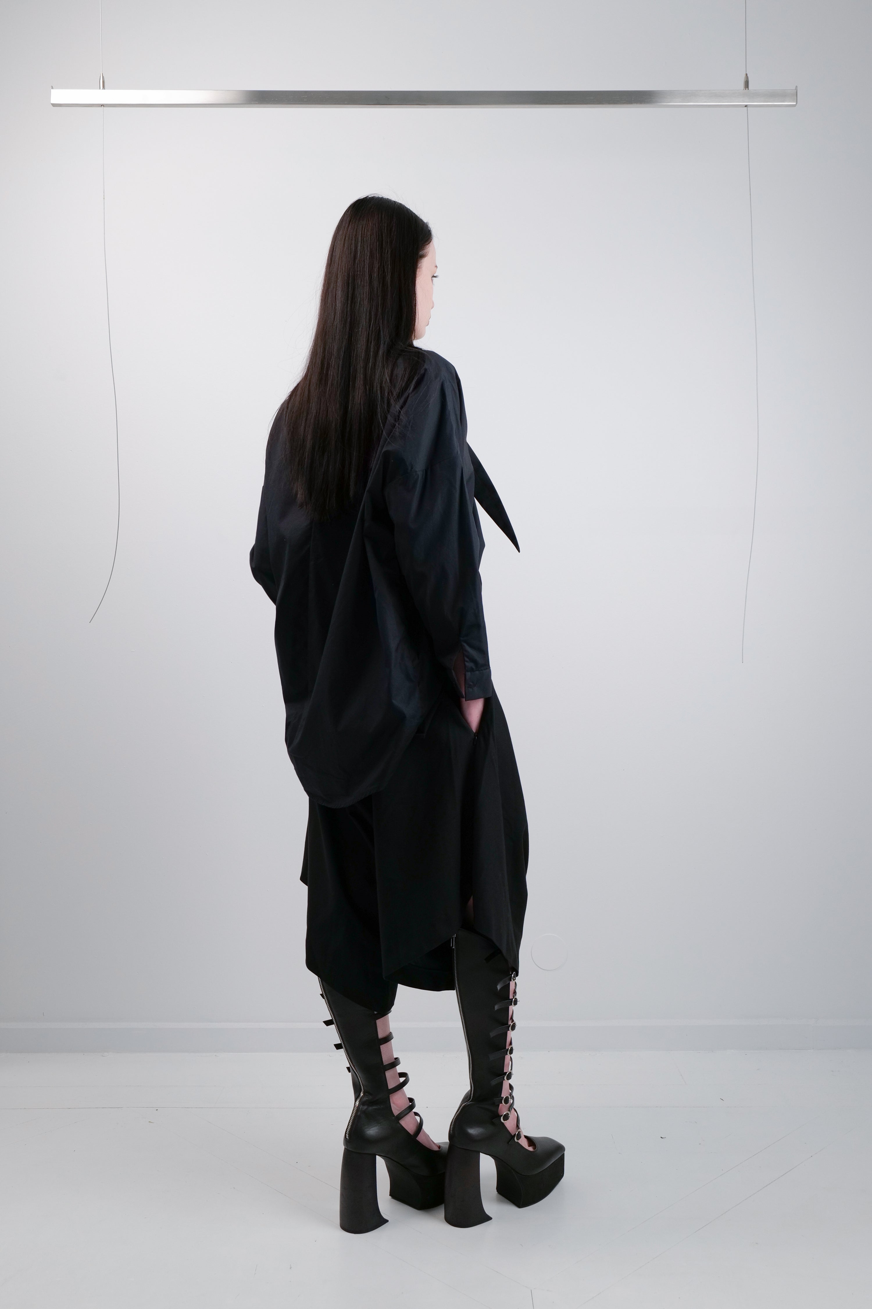 LOOSE FIT SHIRT WITH BUILT IN TIE