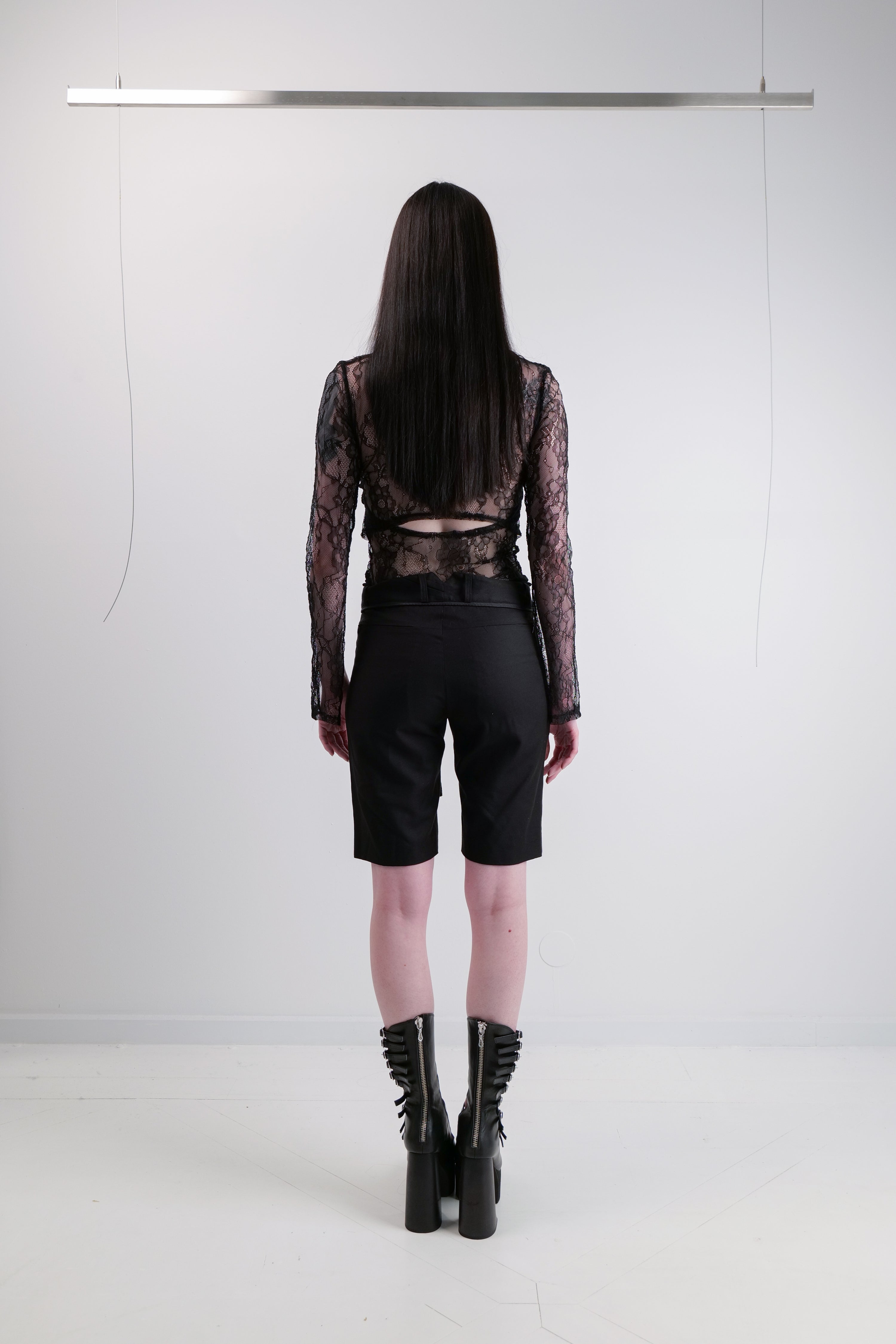 ZIPPER MULTI-WAY SHORTS