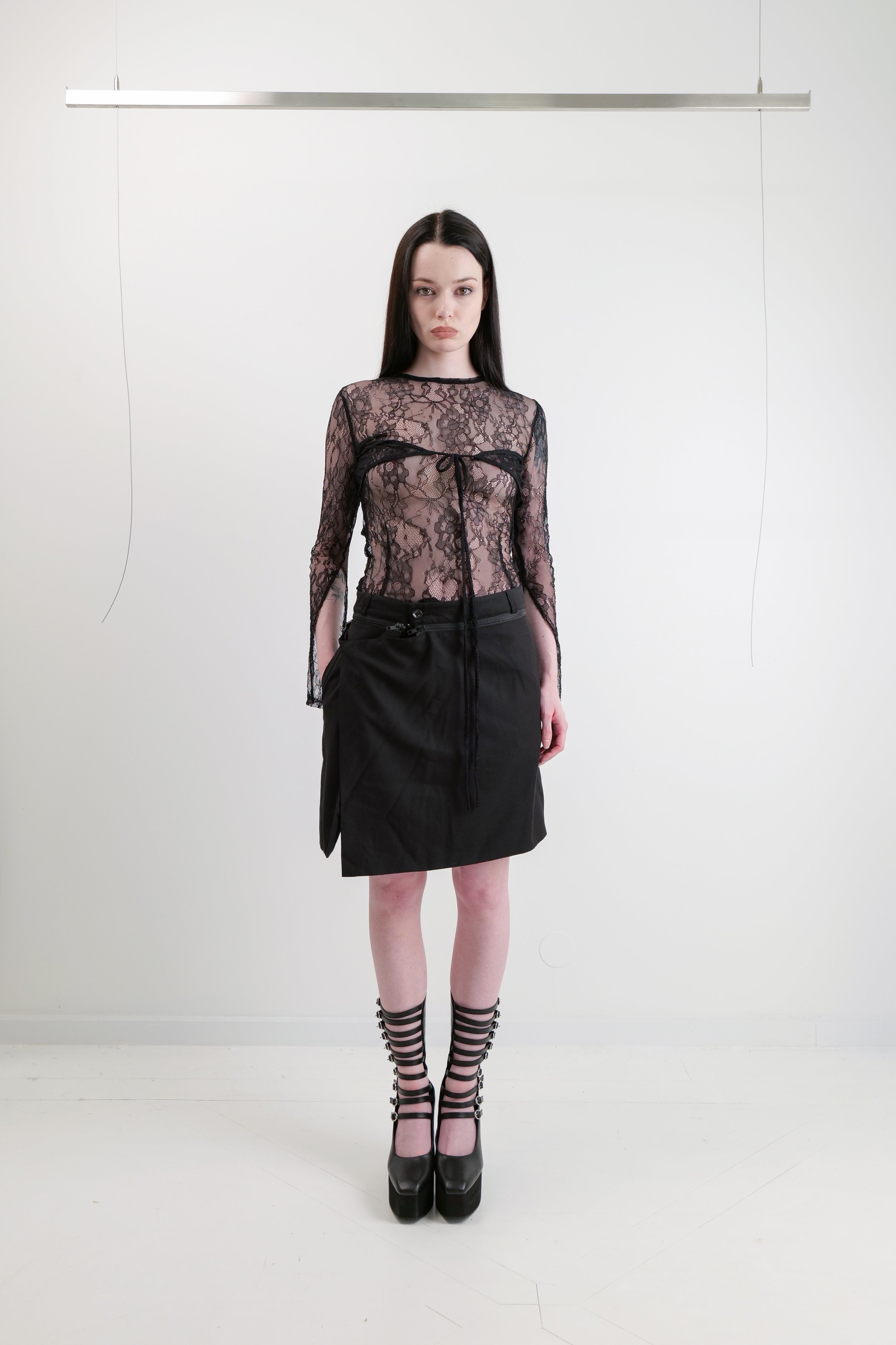 ZIPPER MULTI-WAY SHORTS