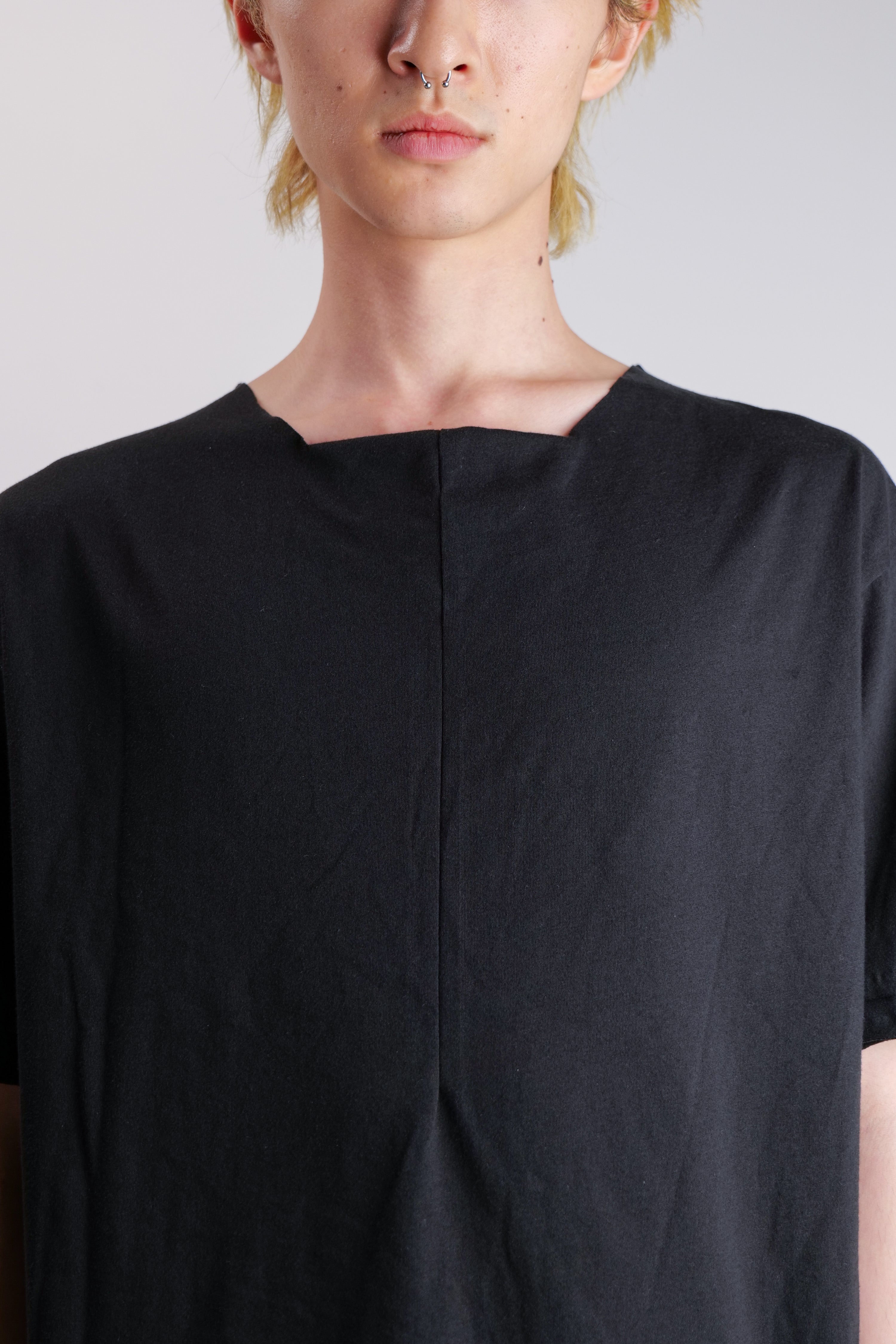 INJURY 002 LINE TSHIRT