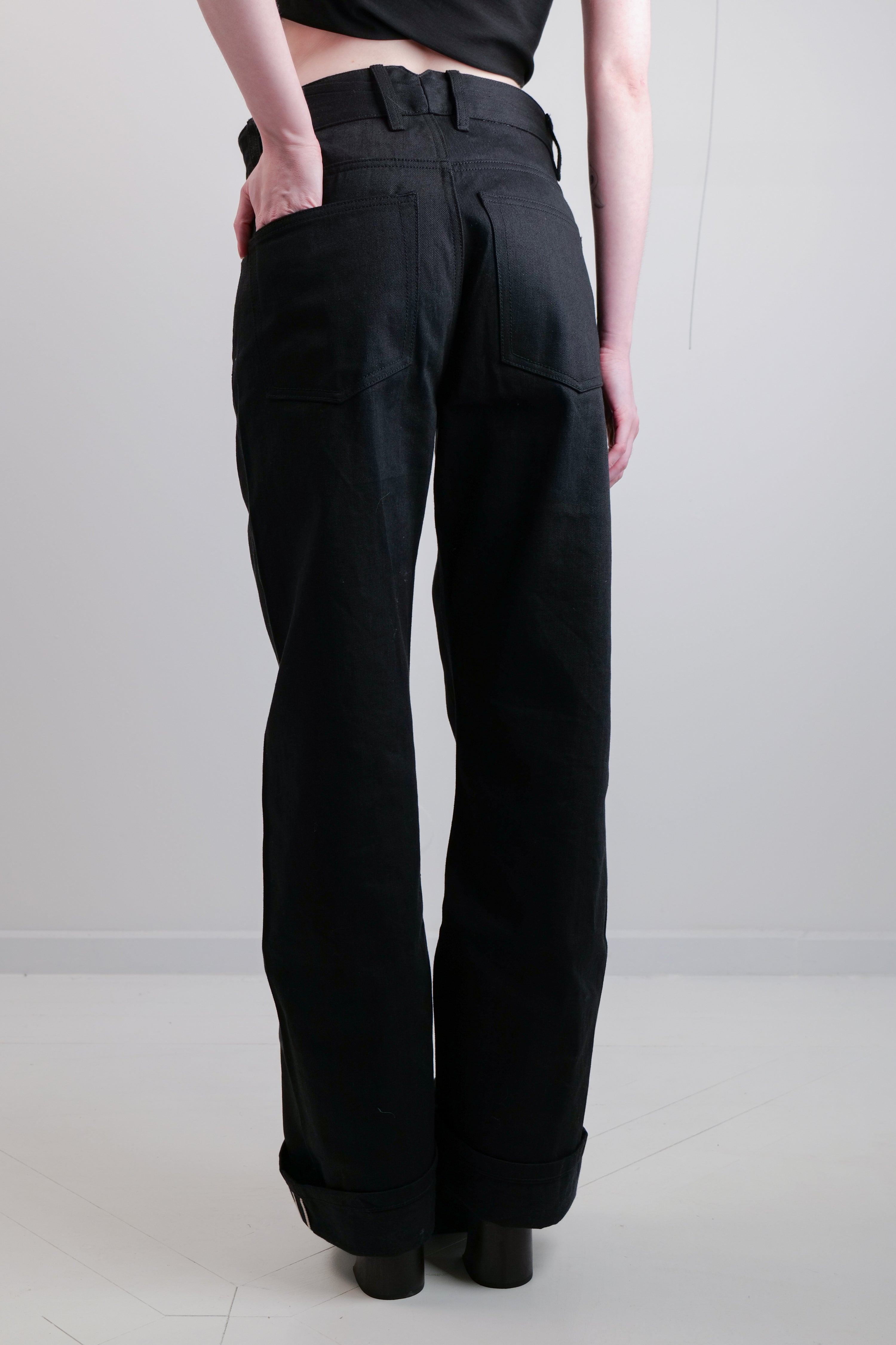 BLK - SELVEDGE JEANS
