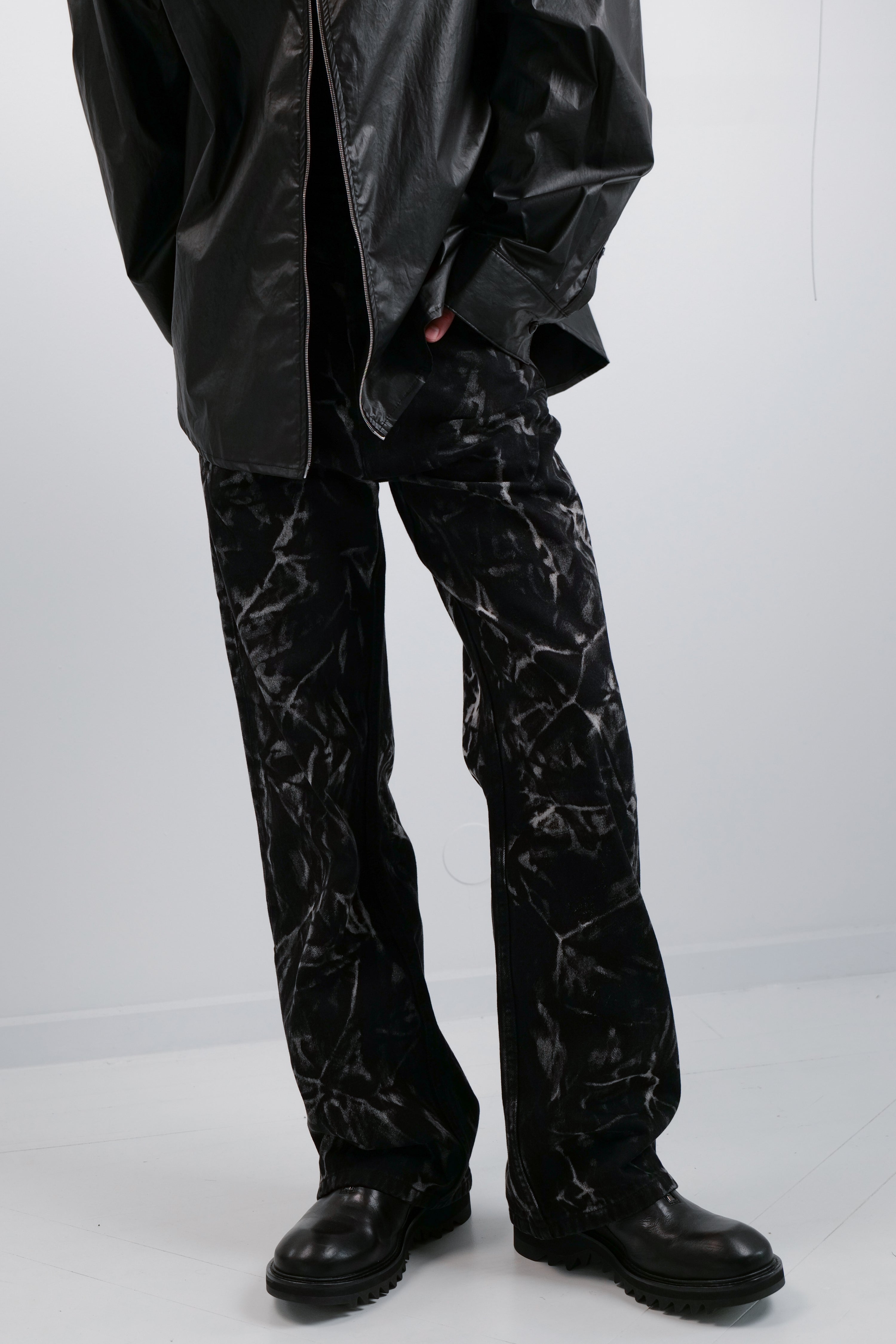 CRACK LOOSE FIT JEANS