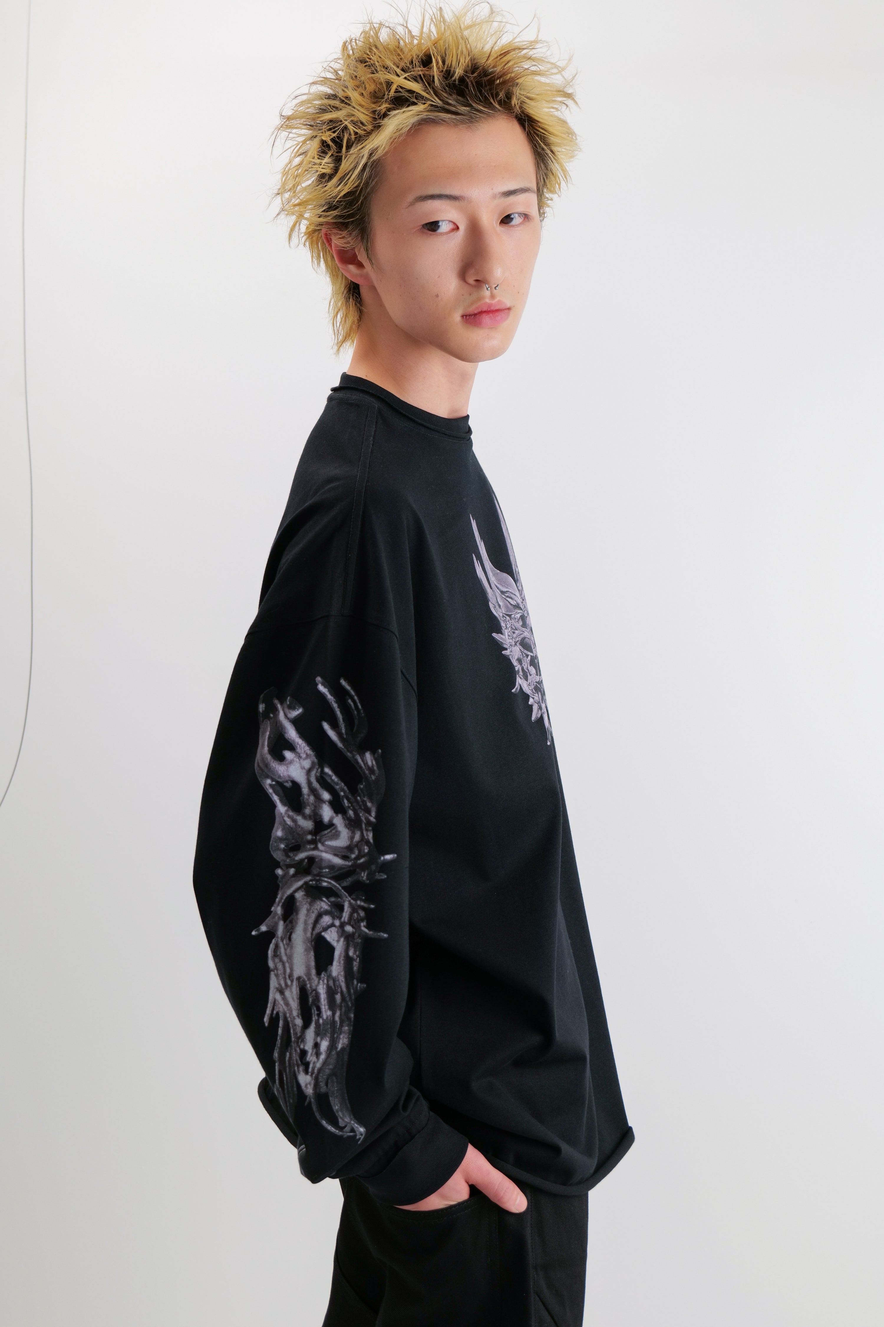 “HEART" LONG SLEEVE TOP